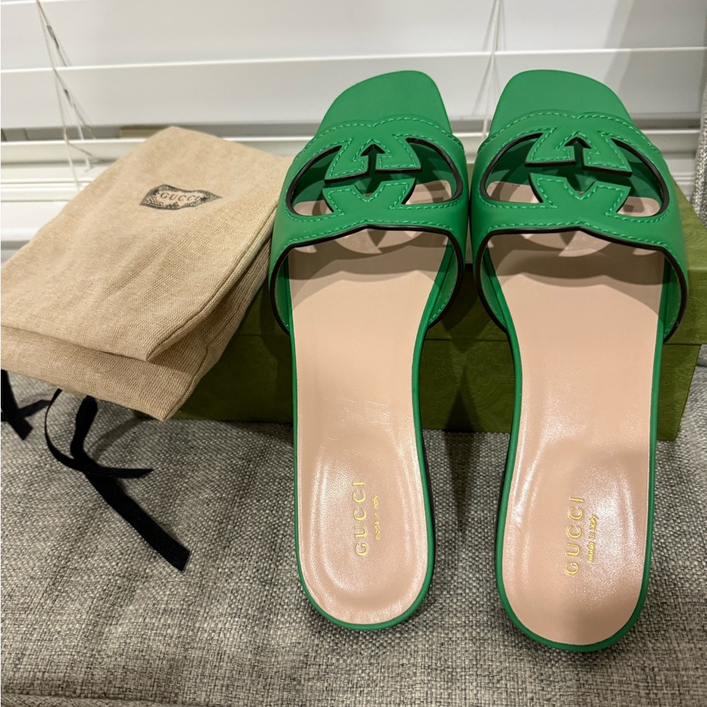Gucci Interlocking G Cut Out Slide Sandals - Picture 2 of 4